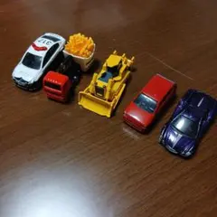 トミカ ミニカー 10台セット まとめ売り - メルカリ