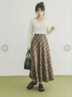 ITEM アーバンリサーチ　フレアスカートのサムネイル