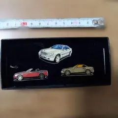 レア　非売品　メルセデスベンツ　ピンバッジ　セットのサムネイル