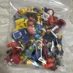 ダンボール100サイズ相当！ジャンク品 フィギュア など まとめ売り