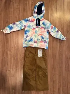 子ども用スキーウェアセット（ジャケット・パンツ）