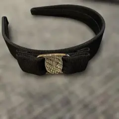 FERAGAMO フェラガモ ビジュー カチューシャ ブラック ヘア