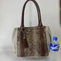 CASTELLARI スネークスキン風トートバッグ