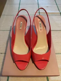 miu miu エナメル オープントゥ パンプス ピンクのサムネイル