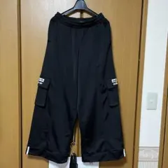 アディダスオリジナルワイドパンツ