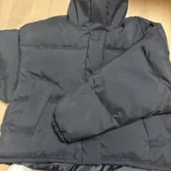 ダークグレー ショート丈ダウンジャケット