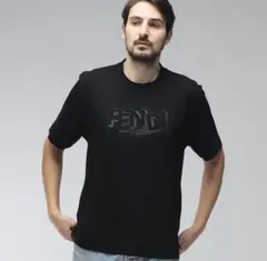 最終価格　極美品　希少　FENDI フェンディ　メンズ　Tシャツ　Lサイズのサムネイル
