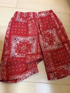 赤いバンダナ柄ハーフパンツ 130