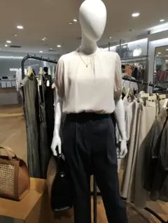 写真UP　未使用タグ付き　楊柳プリーツスリーブブラウス