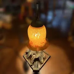 ヴィンテージ　花型オレンジガラスシェードテーブルランプ