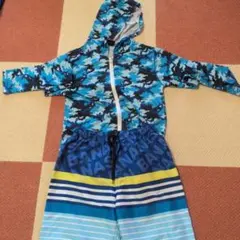 150㌢ラッシュガード　水着