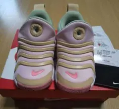 Nike DH3438-600 　ダイナモゴー スニーカー　ピンク