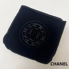新品 ❤︎ CHANEL シャネル　アイシャドウケース　ケース　小物入れ　ポーチのサムネイル