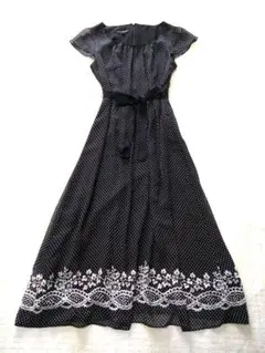 2026年最新】ローラアシュレイワンピースの人気アイテム - メルカリ