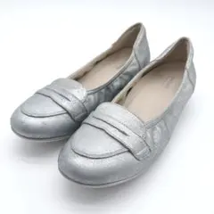 アシックスウォーキング ぺダラ パンプス　22.5cm シルバー