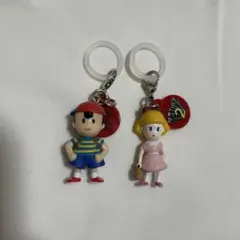 ネスとポーラ　キーホルダー 2個セット　mother2