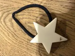 アニエスベー　スターモチーフ ヘアゴムのサムネイル