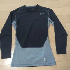 NIKE PRO COMBAT 長袖インナーシャツ