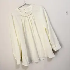 ドレスキップ 【通勤/セレモニーにも】 パール調モチーフ タックブラウス20のサムネイル