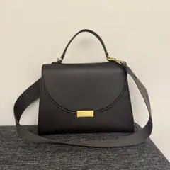 Item thumbnail for item ad37281a-8595-4900-84a2-005664f6a500