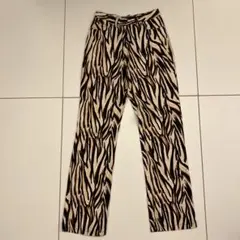 Item thumbnail for item da42b580-8862-424e-adf8-6e2d598a7a57