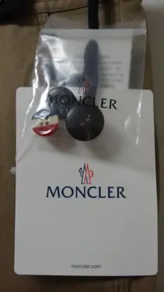 デッドストック MONCLER チノ SIZE:50 未使用・タグ付き