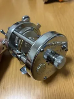 ABU 6500CS ロケット クロームメッキ　廃盤アルミハンドル付き 中古品 ABU 6500CS ロケット クロームメッキ 廃盤アルミハンドル付き