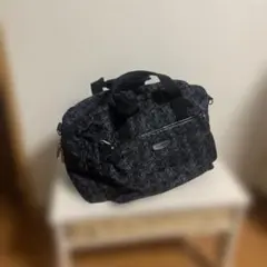 ELLE TRAVEL ロゴ入り黒ナイロンボストンバッグ