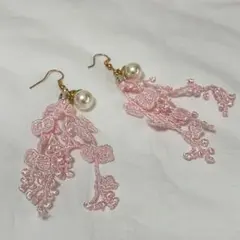 Item thumbnail for item 7822da95-4dc0-49f3-b475-4f8bb1f9f497