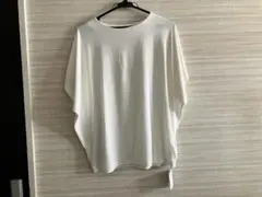 新品タグ付　白Tシャツ