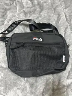 FILA メッシュポケット ブラックショルダーバッグ