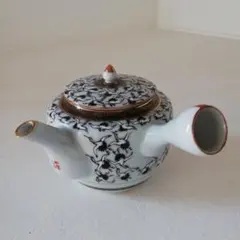 ビンテージ 昭和30年代 加賀九谷焼の小ぶりな急須