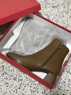 即日発送可能　ブラウン ショートブーツ