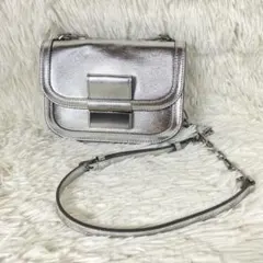 『CHARLES & KEITH』チェーン ショルダーバック