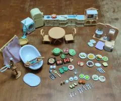シルバニアファミリー　家具　まとめ売り（キッチン、お風呂、トイレ、料理小物 他）