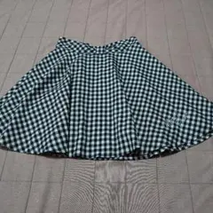 メゾピアノ　白と黒のチェック柄フレアスカート　160