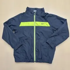 Nike ダークグレー　アウター　140