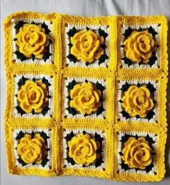 ハンドメイド バラモチーフのかぎ針編みのサムネイル