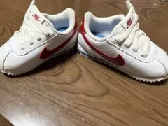 Nike ホワイト/レッド スニーカー