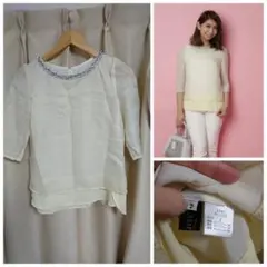 美品 JUSGLITTY 襟ビジューブラウス