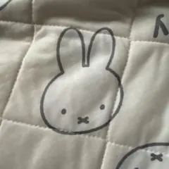 べ　ビー　アラーム