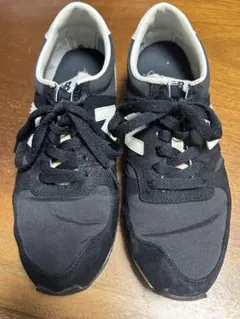 new balance スニーカー
