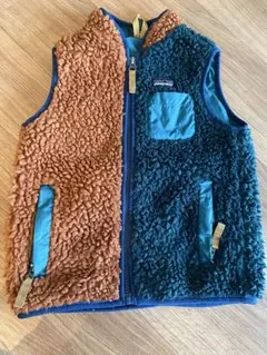 Patagonia ボアベスト ブラウン/グリーン フリース　4T