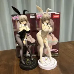 宇崎月フィギュア　黒バニー　白バニー　セット売り。箱付き。