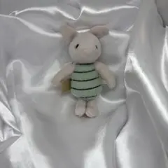 ディズニー　ピグレット　ぬいぐるみバッチ　クラッシックプー