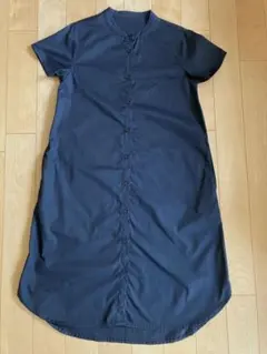 半袖紺色マタニティワンピース