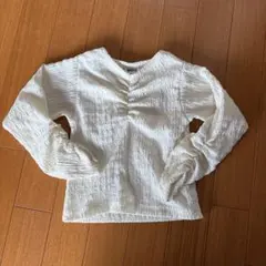 BREEZE アイボリー レース長袖シャツ 90