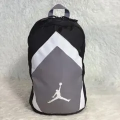 エアジョーダン バックパック リュック　黒　白　グレー
