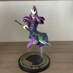 遊戯王 ブラック・マジシャン フィギュアのサムネイル