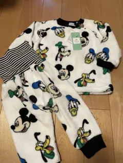 新品　Disney baby ミッキー パジャマセット　ディズニー　上下